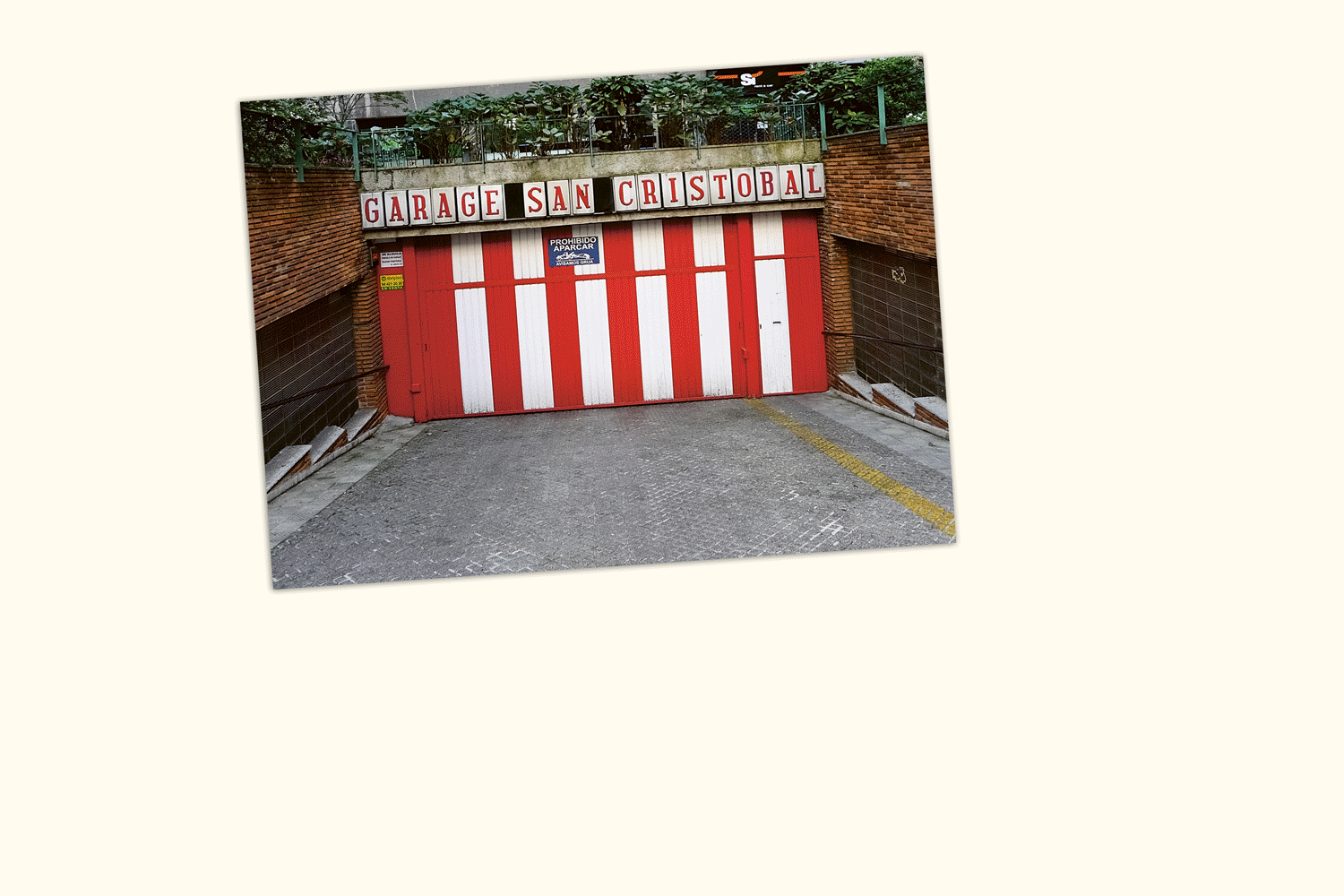 mil rayas bilbao, toni tena, autoedicion-978-84-09-37647-6 portada mil rayas toni tena bilbao garages